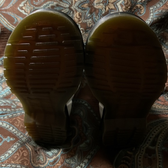 Dr Martin's White Leather Lace Up Boots - Picture 6 of 8